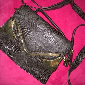 BCBG CROSSBODY
